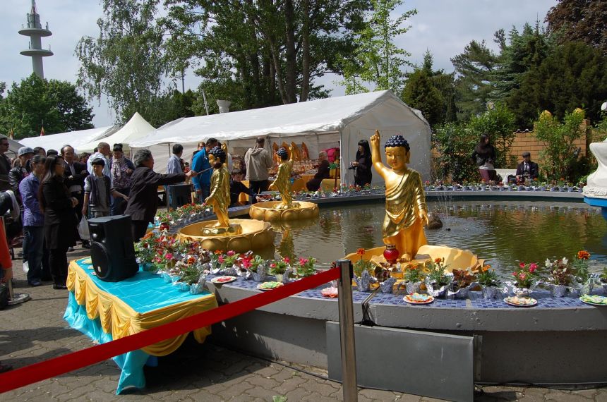 Vesakh - ein buntes vietnamesisches Fest in Hannover